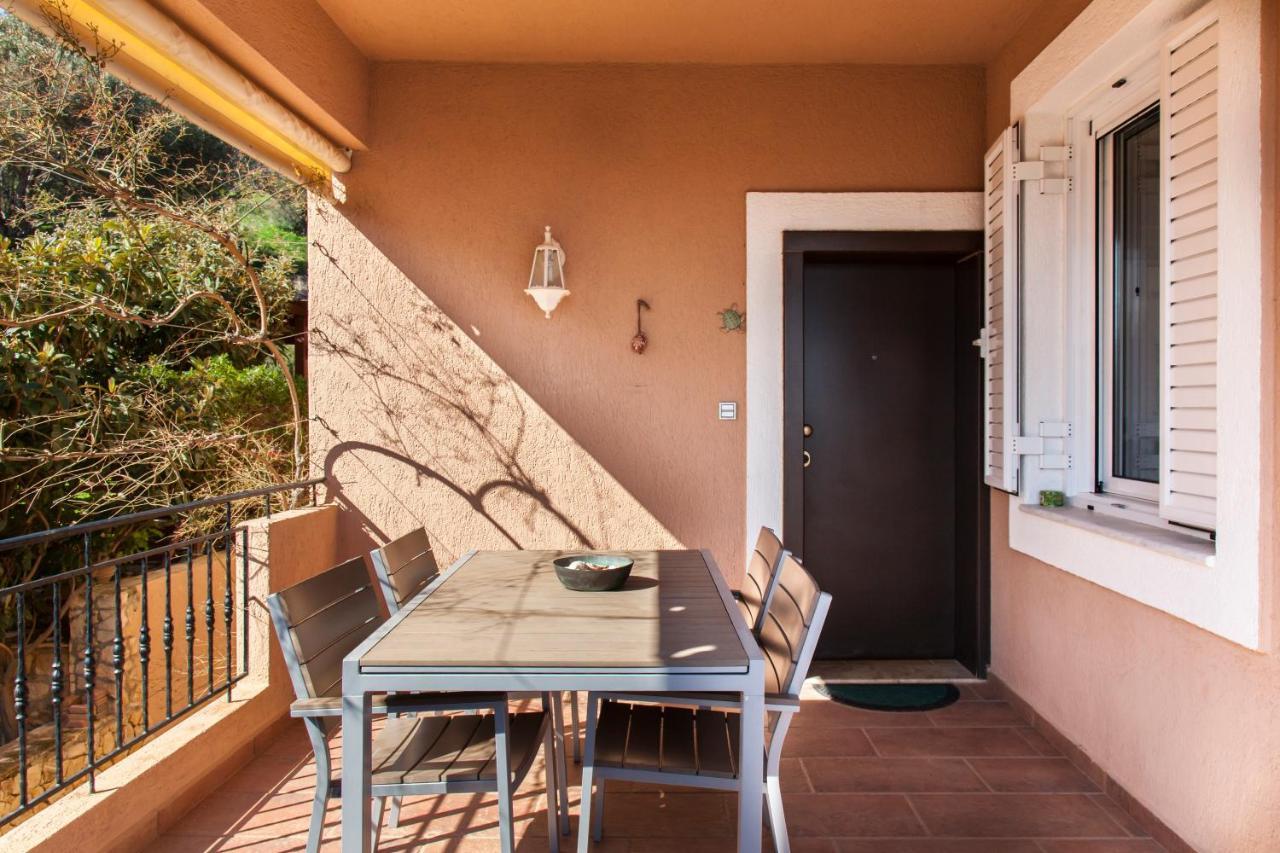 Panorama Traditional House With Private Pool Rodhiá 外观 照片